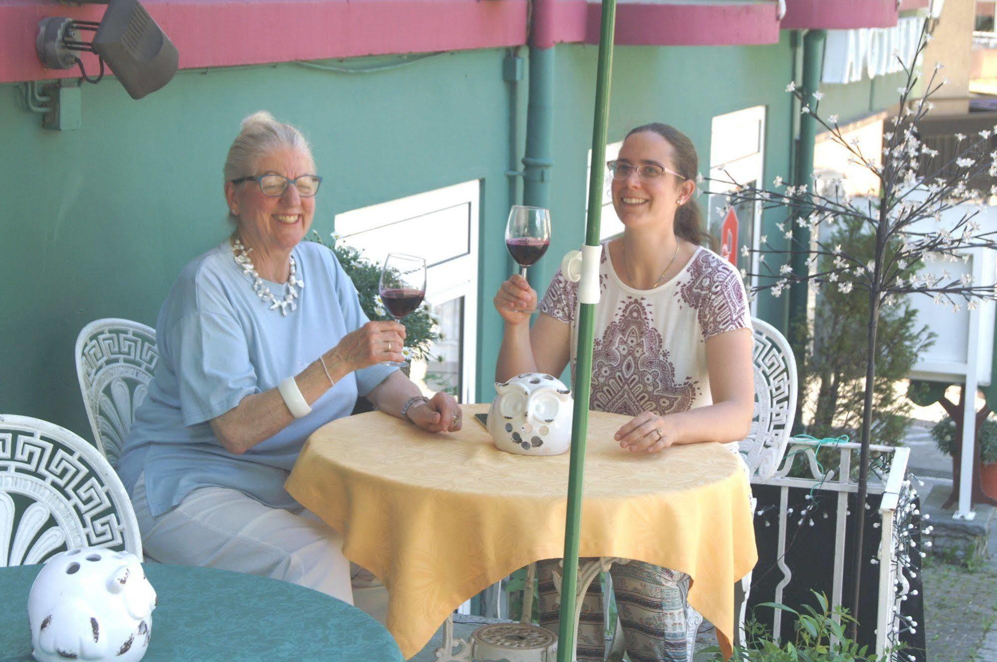 Hotel Yoga Jasmin Ehemals Hotel Eberhardt-Burghardt Badenweiler Kültér fotó